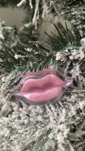 Lippy lips!!!! Vegan tinted lip conditioner 💕